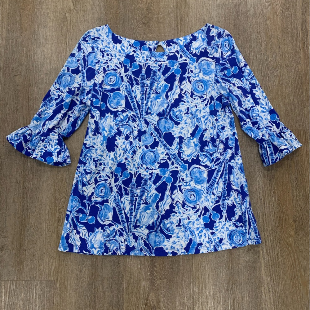 Lilly Pulitzer Blue and White Patterned Fabric